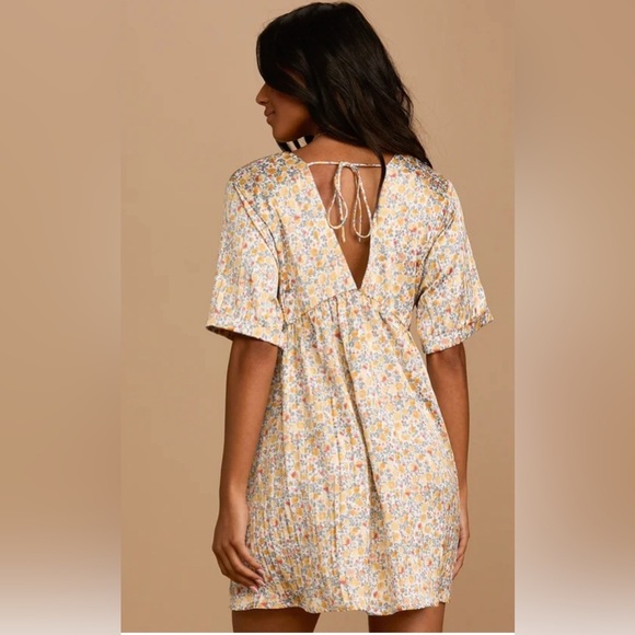 NWT Lulus Satin Express Yourself White Yellow Blue Floral Print Babydoll Dress - Picture 2 of 10